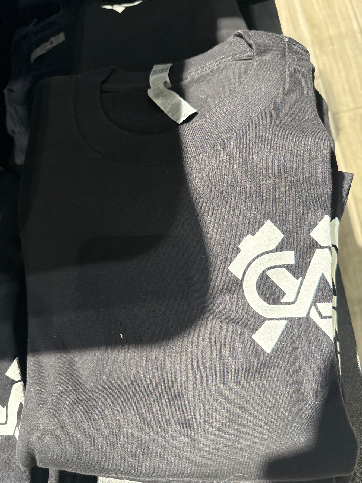Pocket Hammer &amp; Axe Logo Oversize Shirt